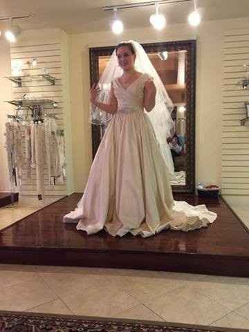 Lemme see some Dresses!