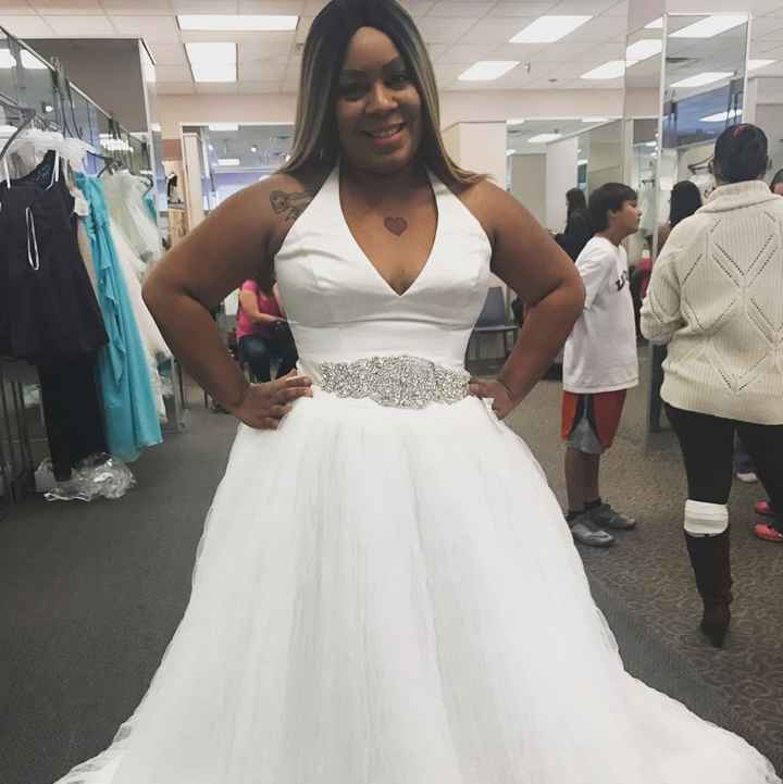 I change my Vera wang 1,100 $ dress for a 600$ dress