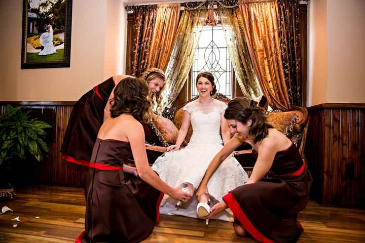 Pro pics are here!