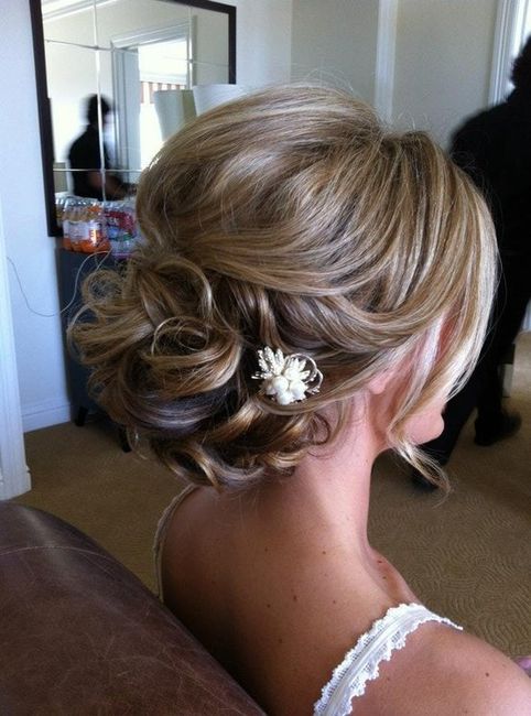 Show me... your wedding hair/makeup!