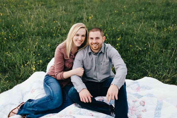 What did you wear in your engagement pictures and where did you get it??