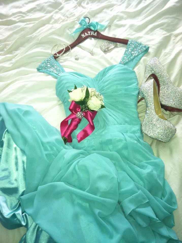 Dress whisperer Are you there