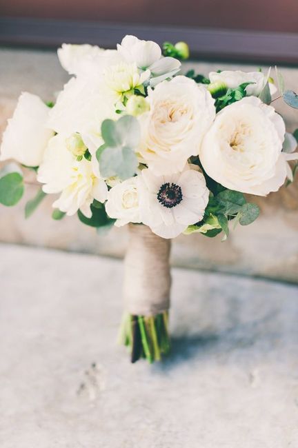 White or colorful bridal bouquet? - 1