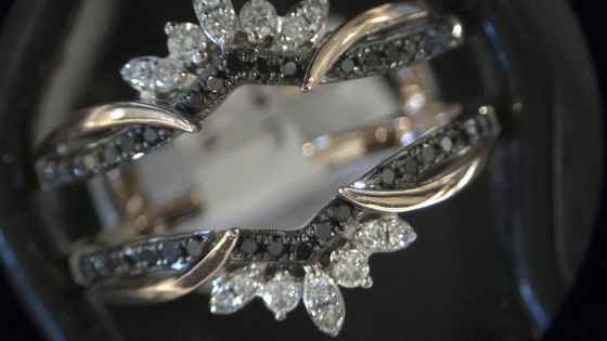 Show me your engagement ring! - 3