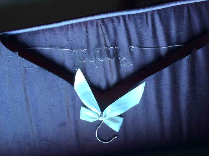 PSA Just got my $5 name wedding hangers