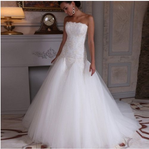Anybody know the maker of this dress??