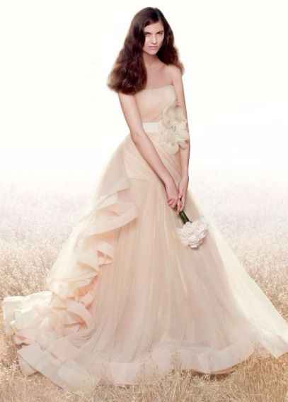 I want to see dresses!