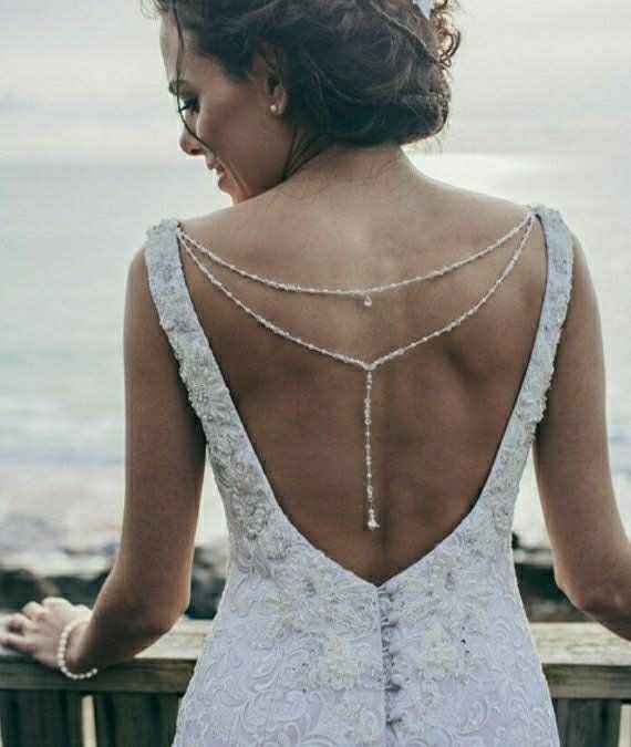  How to make my wedding dress my own - 1