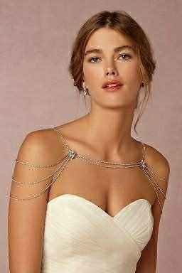  Dressing up a ball gown? - 1