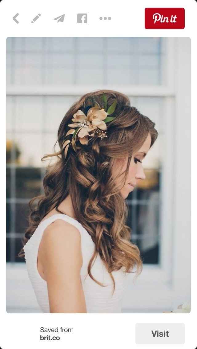 Brides wearing their hair down