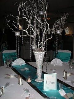 An A-HA moment for my winter centerpieces