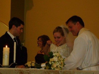 POST pics of your dress, your flowers, your man,  friend lighting cig of a tiki torch & your boobs!