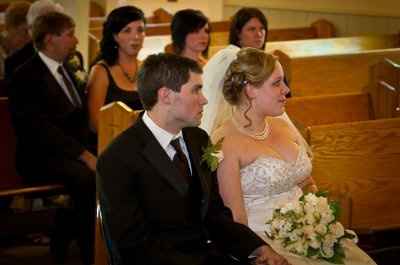 POST pics of your dress, your flowers, your man,  friend lighting cig of a tiki torch & your boobs!