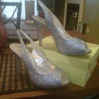 Strassed Shoes! BLIIIIIIIIIIIING!  (DIY process and pics)