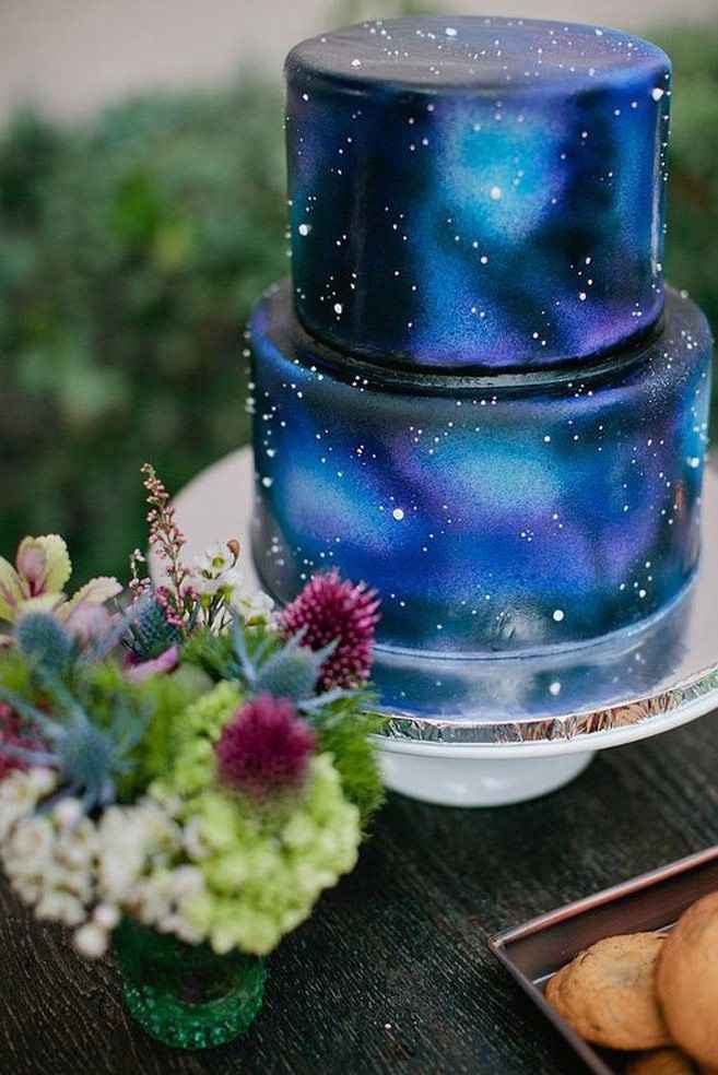 Galaxy Wedding Cake - 3