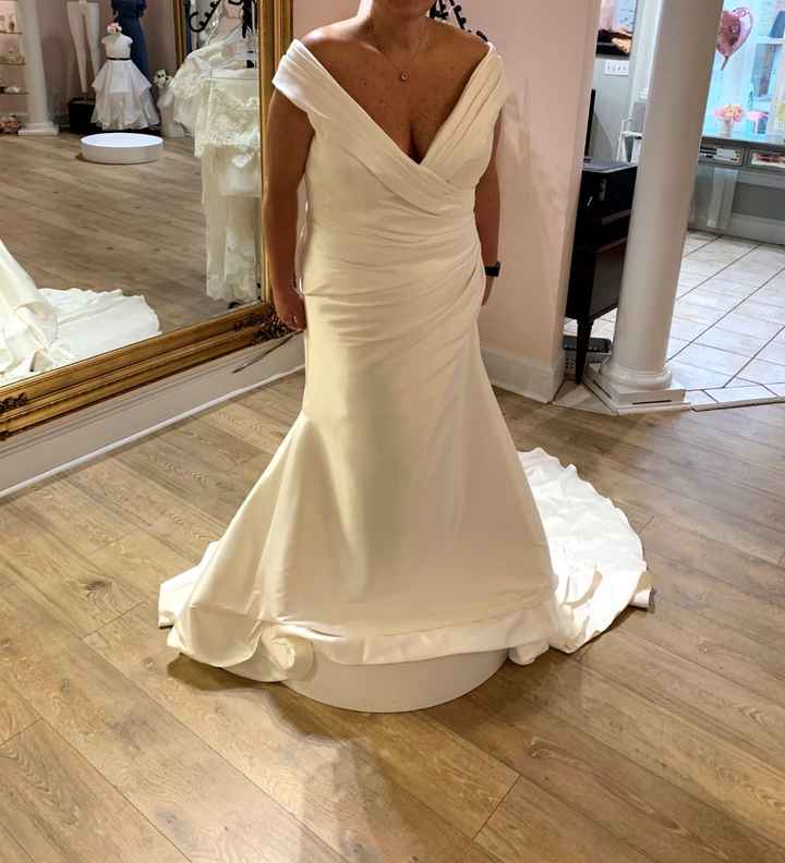 How to find out what my body type is and best wedding dress style - 1
