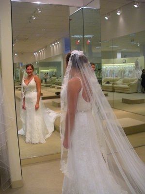 Lets see all the lace dresses!