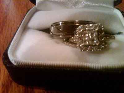 Show off your engagement ring!**Pics**