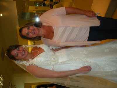 My Wedding Dress!! *PICS*