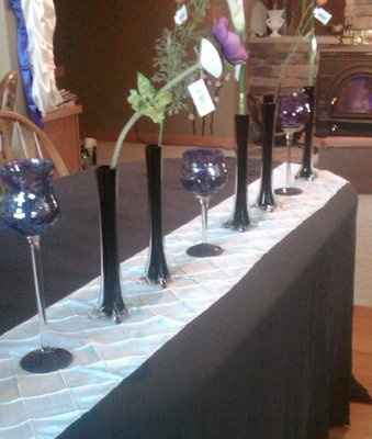I would love to see your Head Table or Sweetheart Table Decorations! Edit: or help with suggestions 