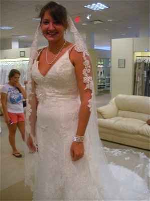 Lets see all the lace dresses!