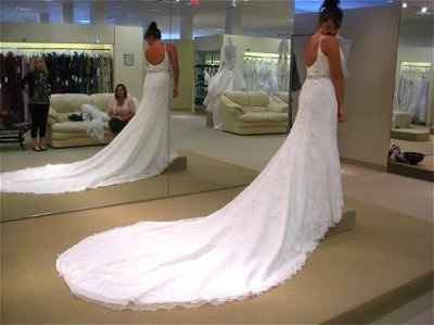 Lets see all the lace dresses!