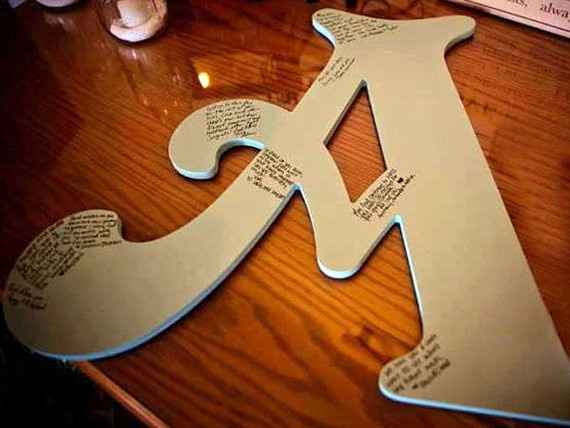 what are you doing for the guest sign in table?