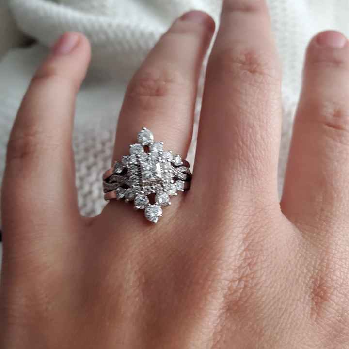 Brides of 2022! Show us your ring! - 1