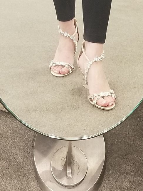 Torn between shoes - thoughts? 5