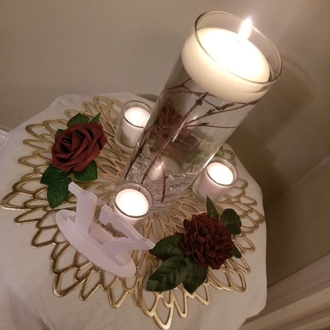 Help please! Which are your favorite centerpieces? 1