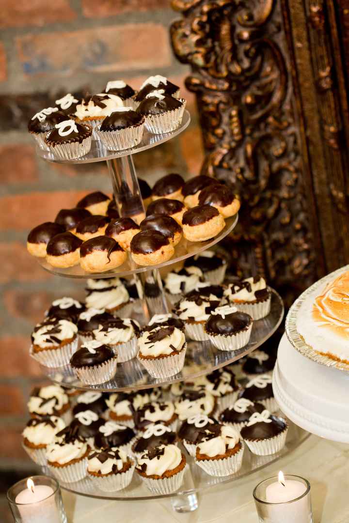 cupcakes and eclairs