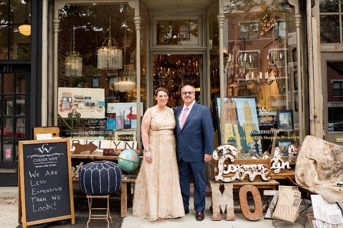 This store was right near our venue and as soon as we walked by, I told our photgrapher to shoot her