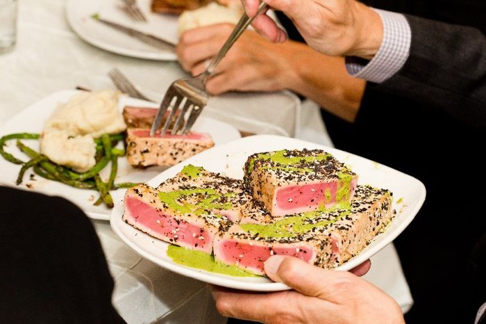 everything crusted tuna