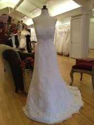 HELP!!! i cant decide on a dress~!!!!