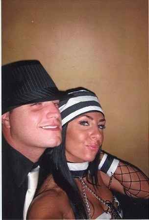 Who is behind that avatar? Selfie time!