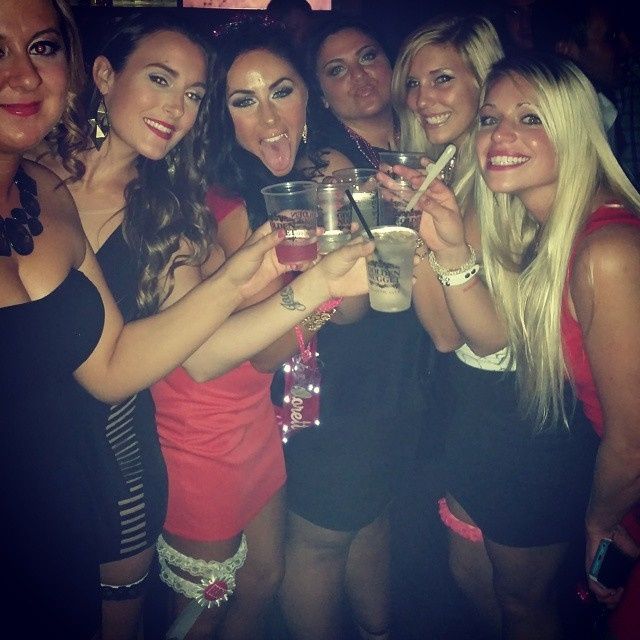 Bachelorette pics!!!