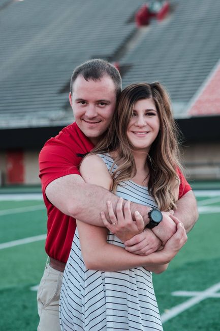 We survived engagement pictures!!