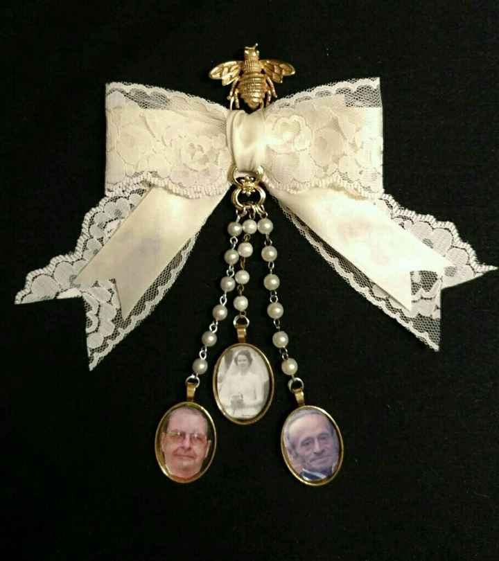 Bouquet remembrance charm