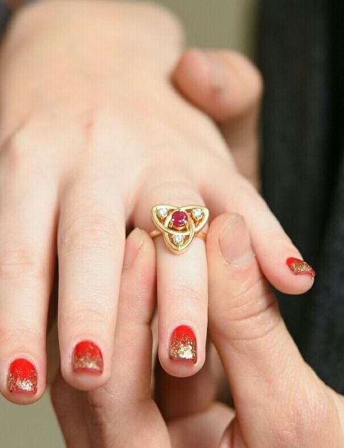 Engagement ring pictures?