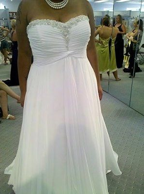 plus size brides