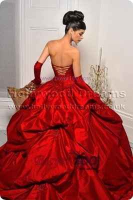 Colored wedding dress?