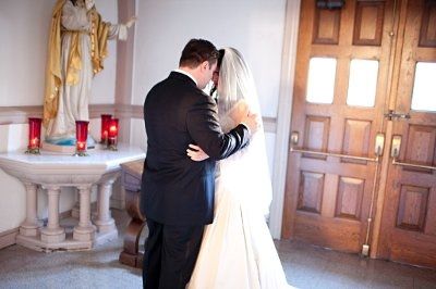 Share Your Favorite Wedding Moment :)