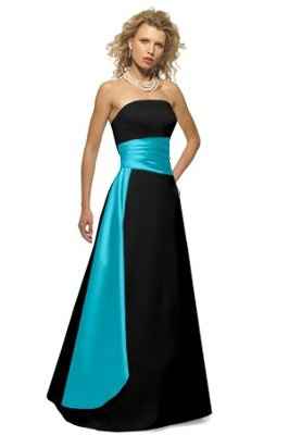 Co ordinating colours what should the moms wear?