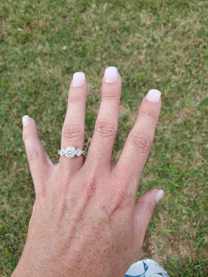 Brides of 2022! Show us your ring! 9