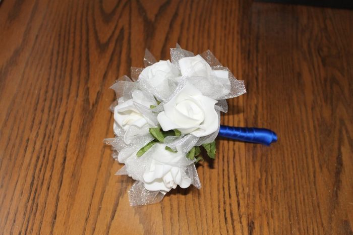 Flowergirl dress and her bouquet