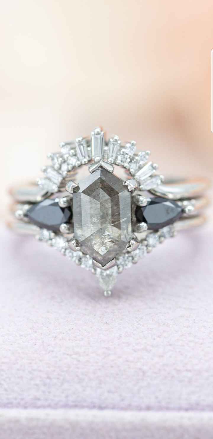 Has anyone had a ring made by custommade.com 10