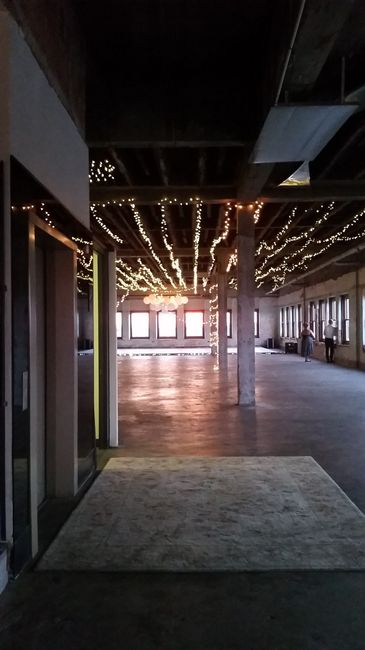Do you have a photo of your ceremony location? SHARE UR PICTURE!