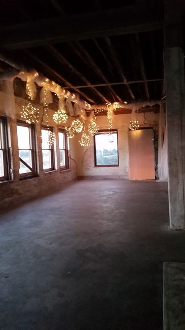 Do you have a photo of your ceremony location? SHARE UR PICTURE!