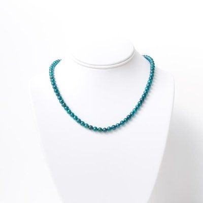 Argh!!! Can't seem to find jewelry for my dress! Please post yours...