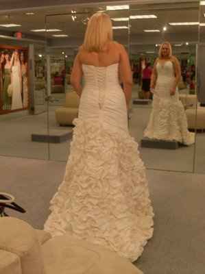 Ok,I think it's been a week or so...DRESSES PLEASE?! *whines